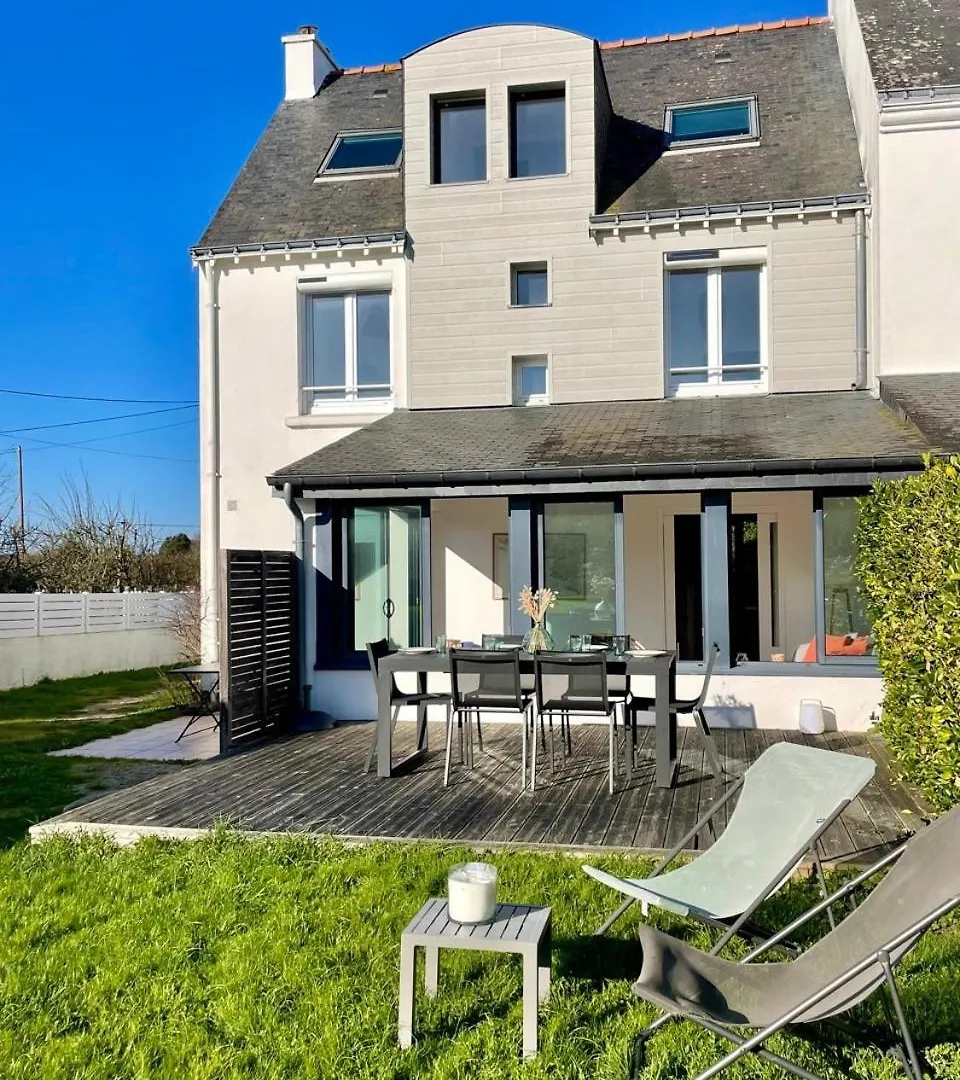 Kerlud, Maison Avec Garden Locmariaquer 0*,  France