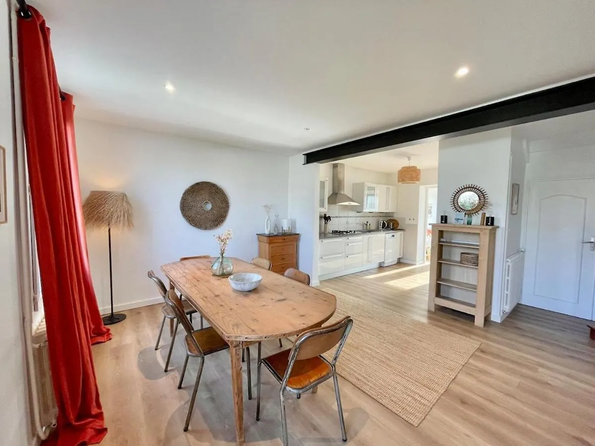Holiday home Kerlud, Maison Avec Garden Locmariaquer