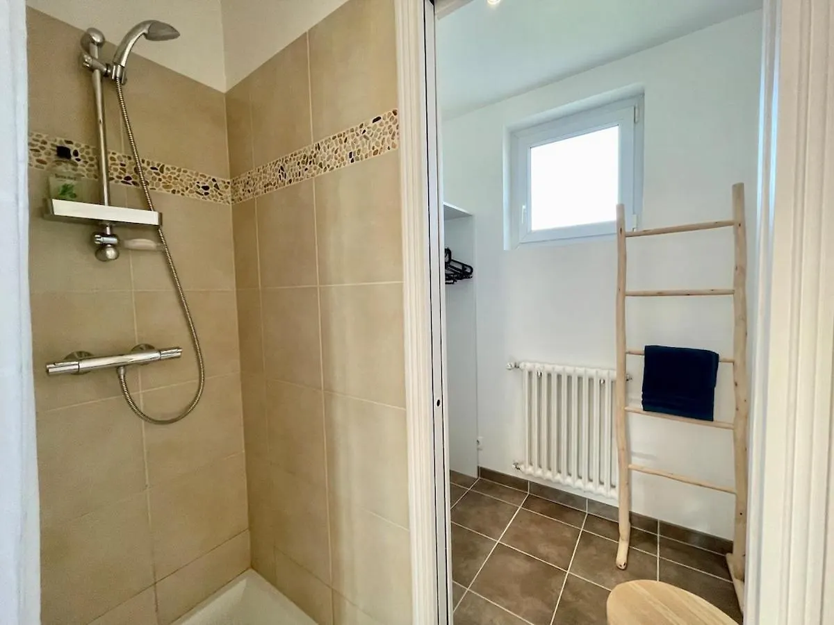 Holiday home Kerlud, Maison Avec Garden Locmariaquer